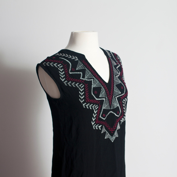 Xhilaration black aztec dress NWOT Medium - Picture 1 of 6